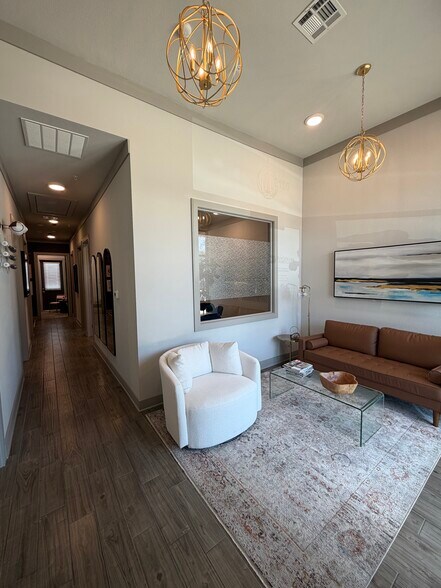 More Photos Of 1312 W Exchange Pky, Allen Medical For Lease
