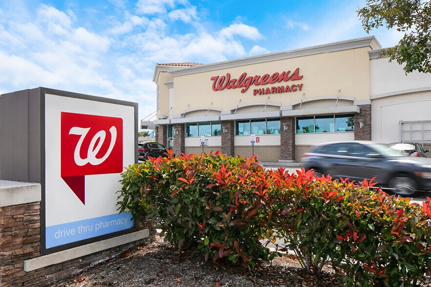 More Photos Of 4935 Warner Ave, Huntington Beach Drugstore For Sale