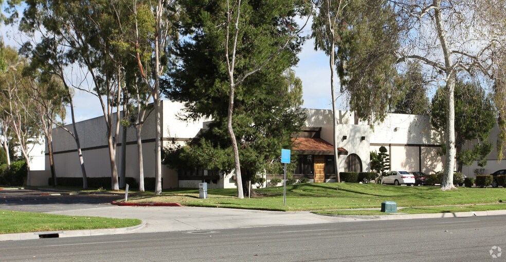 More Photos Of 13211 166th St, Cerritos Warehouse For Lease