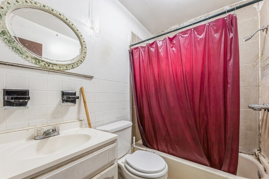 More Photos Of 123-125 Booraem Ave, Jersey City Apartments For Sale