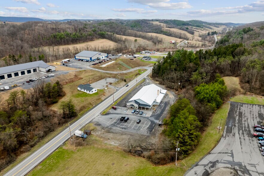 More Photos Of 4144 Pennsylvania 147 Hwy, Herndon Supermarket For Sale