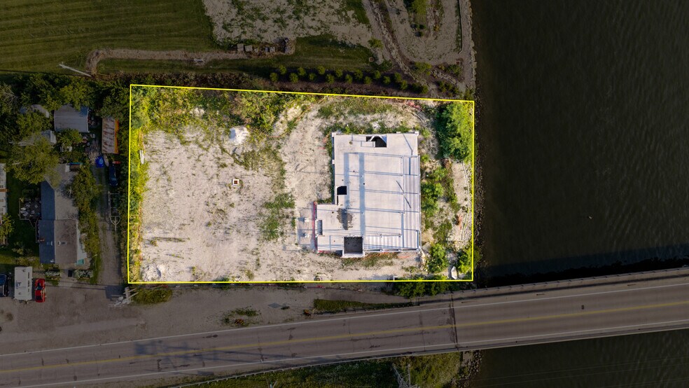More Photos Of 17000 Mahoning ave, Lake Milton Restaurant For Sale
