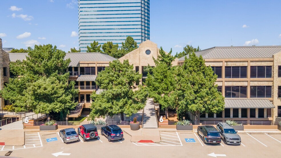 More Photos Of 5020 Riverside, Irving Unknown For Lease