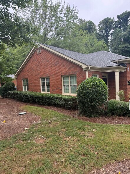 More Photos Of 2655 Dallas Hwy SW, Marietta Office For Lease