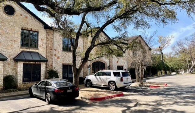 More Photos Of 4407 Bee Caves Rd, West Lake Hills Office For Lease