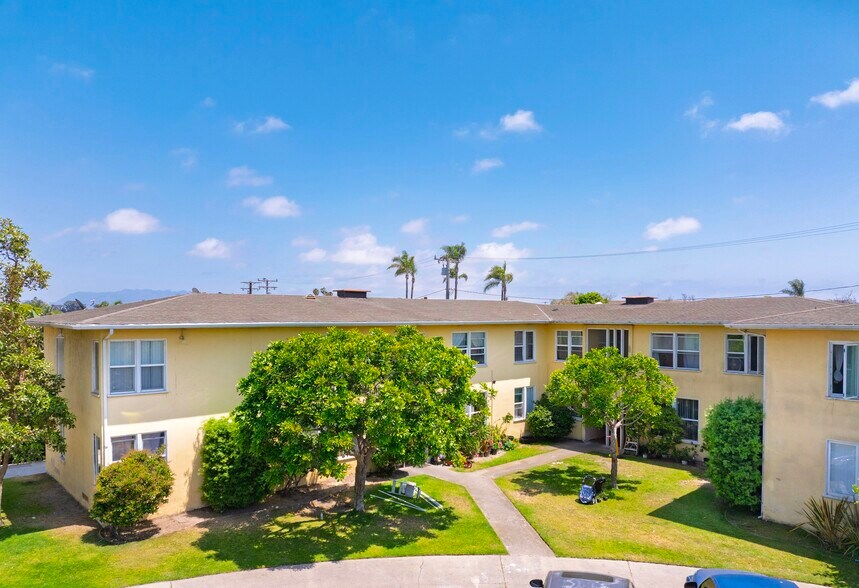 More Photos Of 161-166 W Juniper St, Oxnard Apartments For Sale