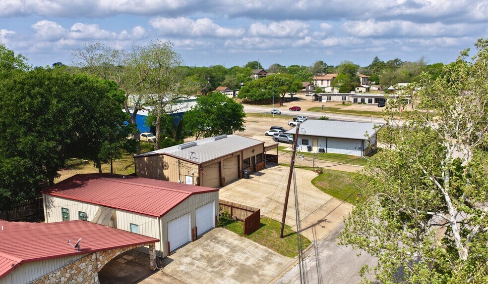 More Photos Of 405 N Johnston St, Caldwell Office For Sale