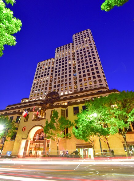 More Photos Of 600 Congress Ave, Austin Office For Lease