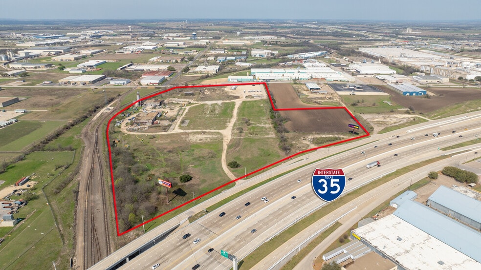 More Photos Of 2520 General Bruce dr, Temple Land For Lease