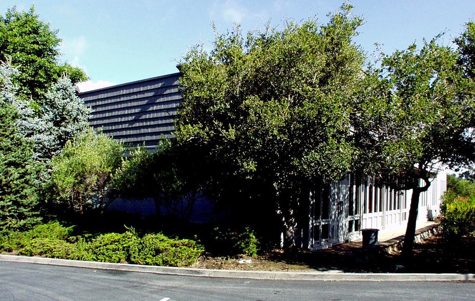 More Photos Of 19 Davis Dr, Belmont Office For Lease