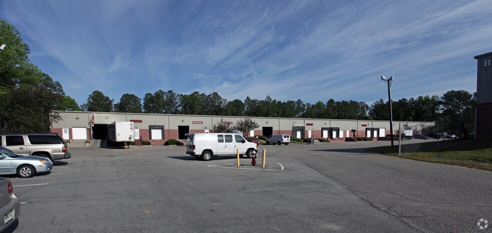 More Photos Of 111 Corporate Ln, Columbia Warehouse For Lease