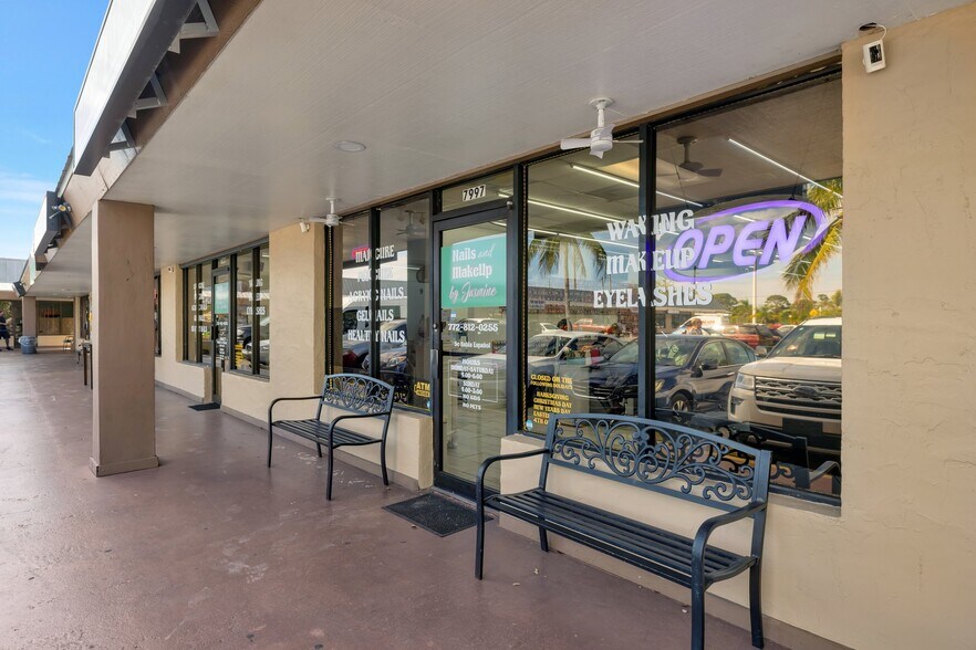 More Photos Of 7991-8031 S Us-1 Hwy, Port Saint Lucie Storefront Retail Office For Lease