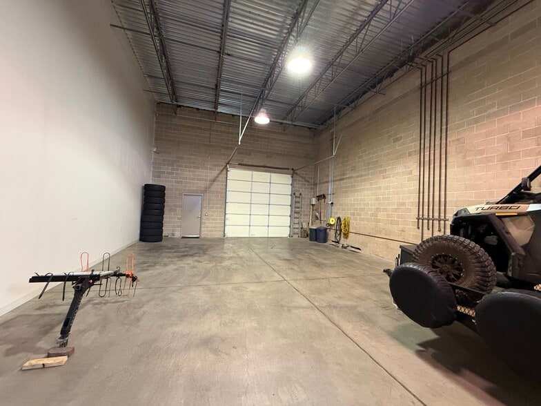 More Photos Of 7777 S Allen St, Midvale Light Manufacturing For Sale