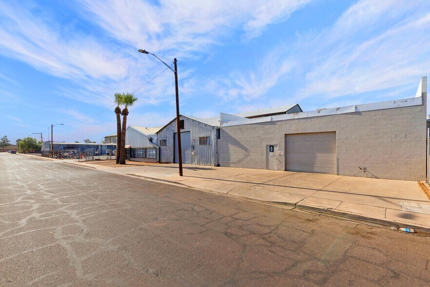 More Photos Of 1821 E Madison St, Phoenix Manufacturing For Sale