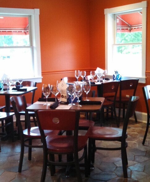 More Photos Of 8095 Keowee School Rd, Seneca Storefront Retail Residential For Sale