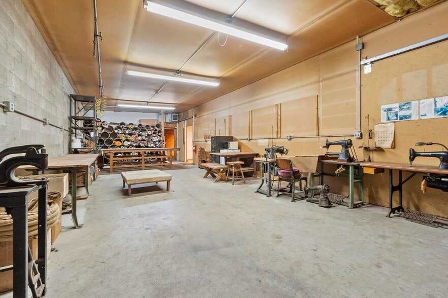 More Photos Of 162 Baldwinville Rd, Templeton Industrial For Sale