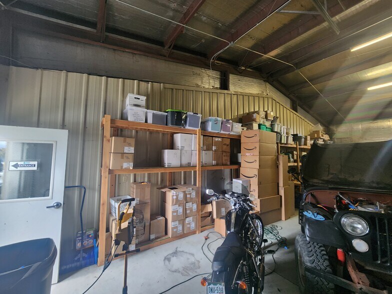 More Photos Of 2102 Airport Rd, Rifle Warehouse For Sale