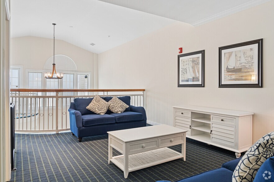 More Photos Of 231 Waterside Dr, Roper Apartments For Sale
