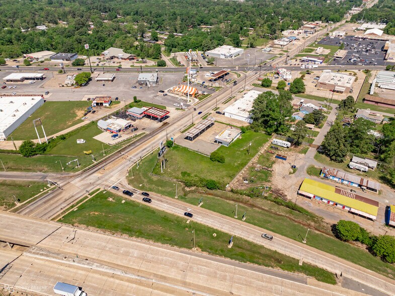 More Photos Of 4025 Jewella Ave, Shreveport Convenience Store For Sale