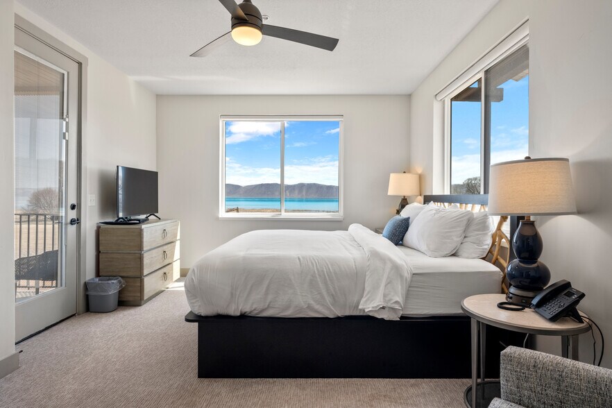 More Photos Of 45 E 150 S, Garden City Apartments For Sale