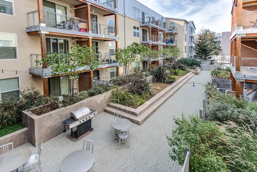More Photos Of 700 University Ave, Berkeley Multifamily For Sale