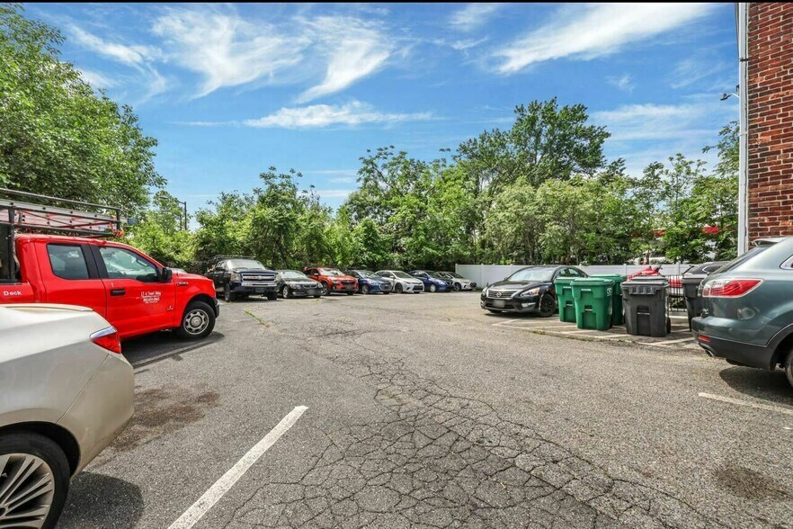 More Photos Of 120 2nd St, Laurel Multifamily For Sale