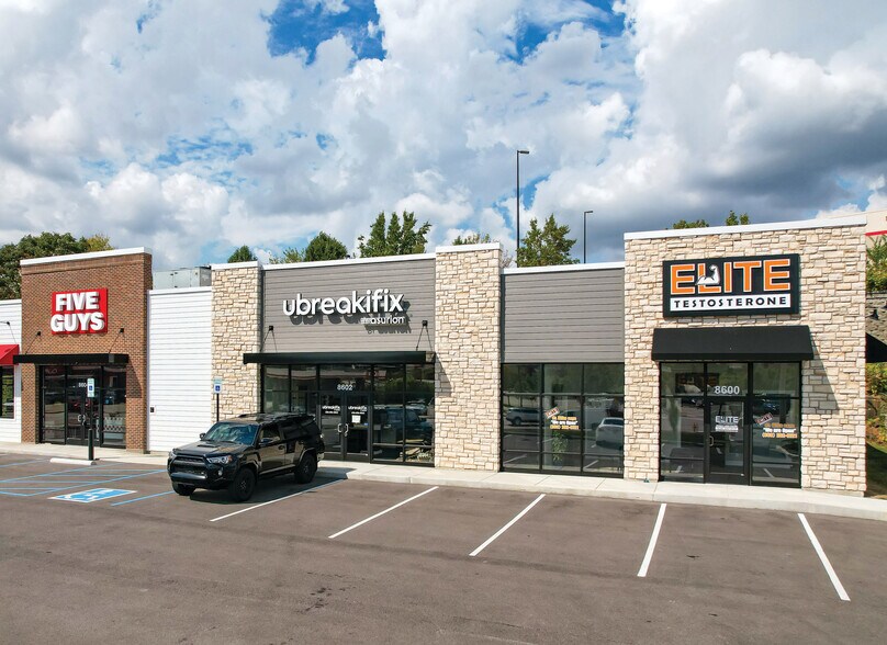 More Photos Of 8600 Mexico Rd, O'Fallon Freestanding For Lease
