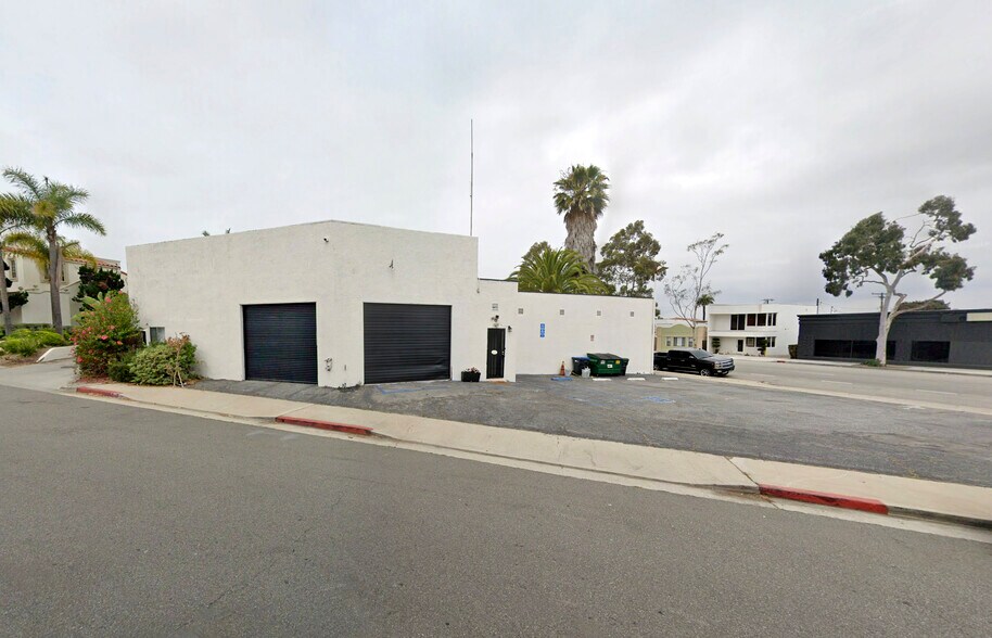 More Photos Of 2068 Torrance Blvd, Torrance Storefront For Sale