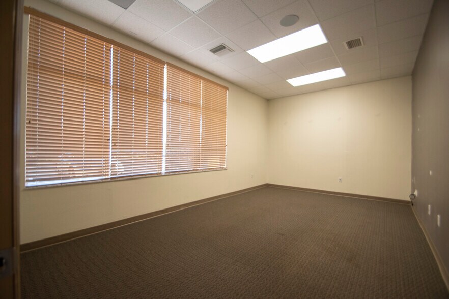 More Photos Of 24420 Sand Hill Blvd, Punta Gorda Unknown For Lease