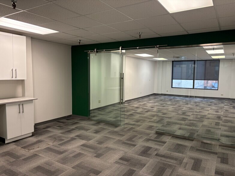 More Photos Of 10130-10132 105 St NW, Edmonton Storefront Retail Office For Lease