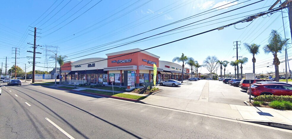 More Photos Of 6400-6426 Del Amo, Lakewood Unknown For Lease