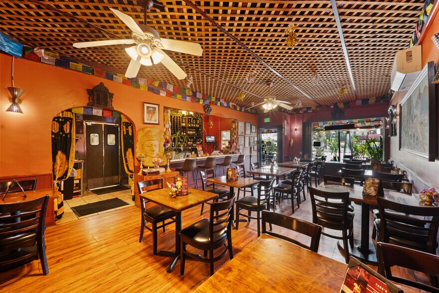 More Photos Of 10853-10855 Venice Blvd, Los Angeles Freestanding For Sale
