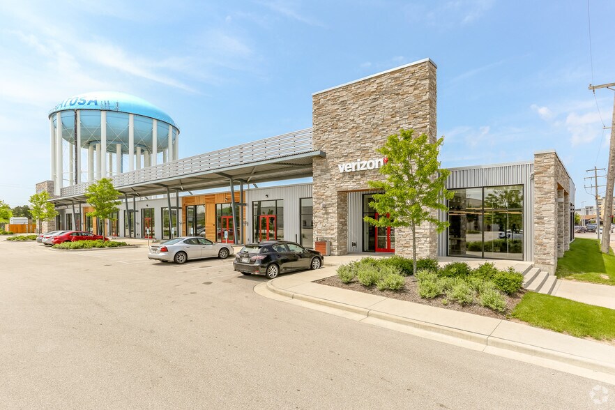 More Photos Of 11500 W Burleigh St, Wauwatosa Unknown For Lease