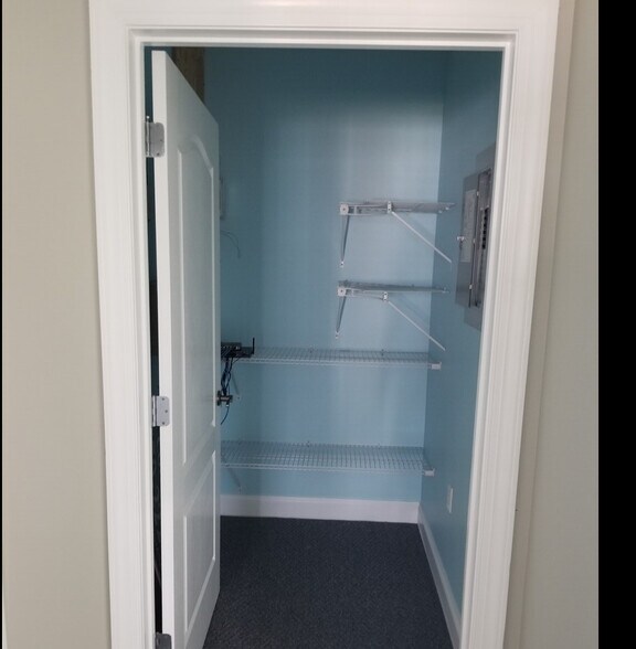 More Photos Of 3105 Creekside Village Dr, Kennesaw Office For Sale