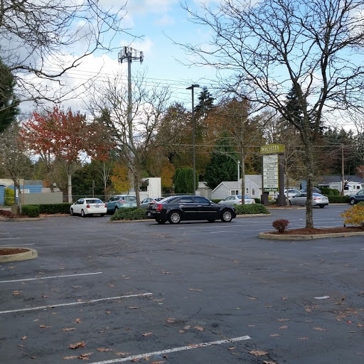 More Photos Of 6100-6130 SE King Rd, Portland Unknown For Lease