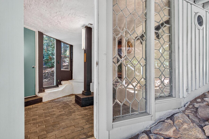 More Photos Of 32753 Birch Hill Rd, Palomar Mountain Freestanding For Sale