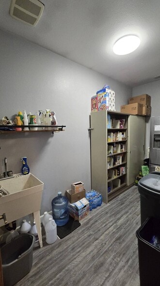 More Photos Of 2215 N Fresno St, Fresno Medical For Sale