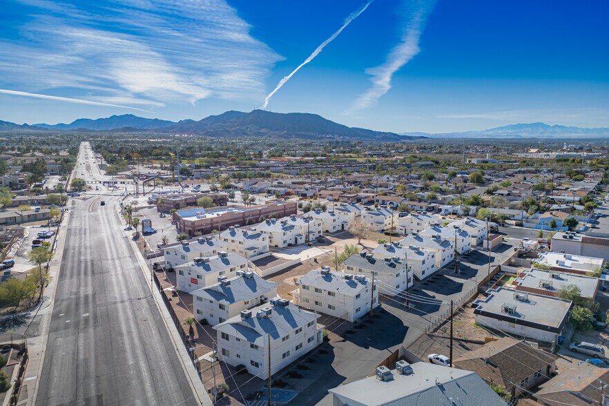 More Photos Of 730 Center St, Henderson Apartments For Sale