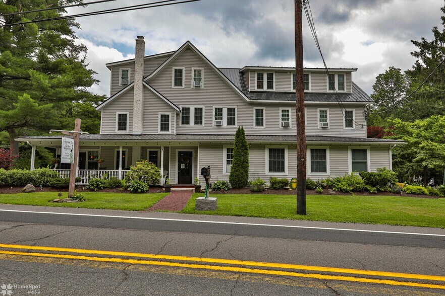 More Photos Of 2468 Route 390, Canadensis Hospitality For Sale
