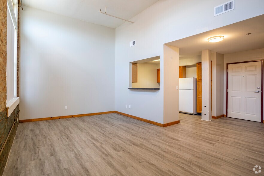 More Photos Of 401 N 10th St, Richmond Apartments For Sale
