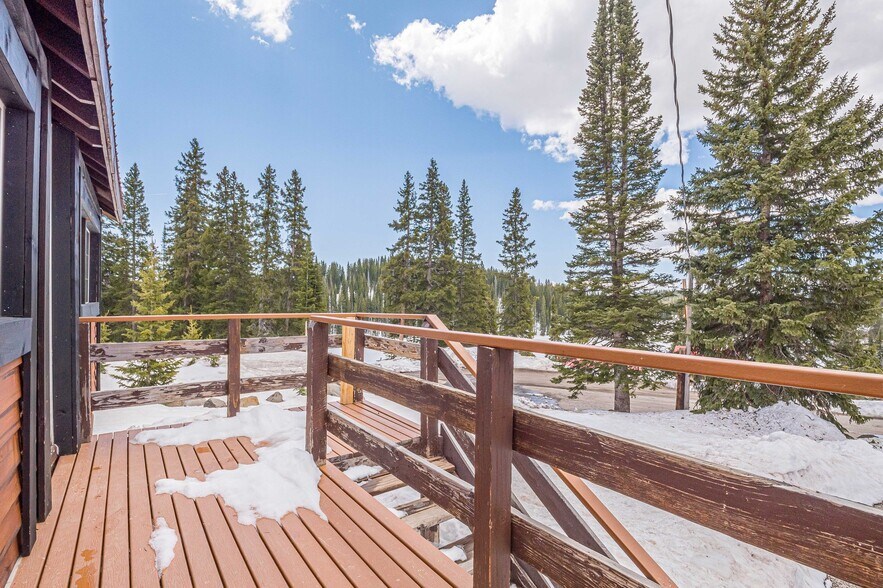 More Photos Of 21221 Baron Lake Dr, Cedaredge Hotel For Sale