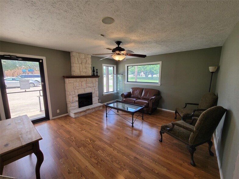 More Photos Of 7651 Main St, Frisco Office For Lease