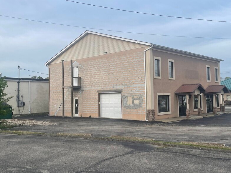 Primary Photo Of 3990 Teays Valley Rd, Hurricane Medical For Sale