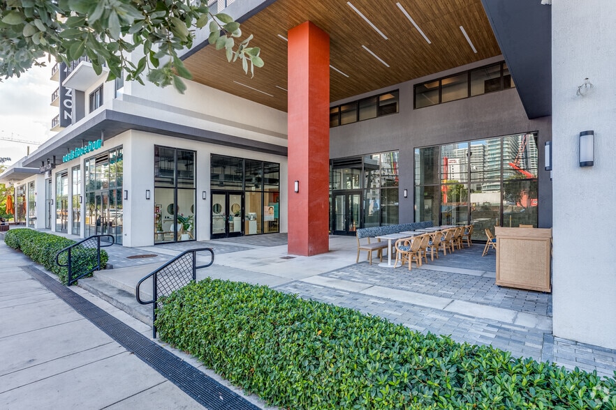 More Photos Of 221 SW 12th St, Miami Apartments For Lease