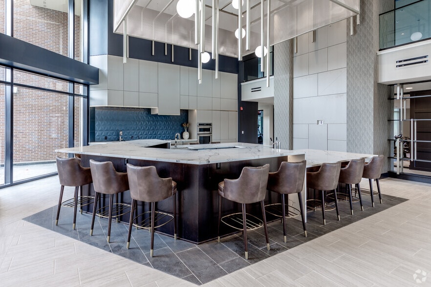 More Photos Of 10401 College Blvd, Overland Park Apartments For Lease