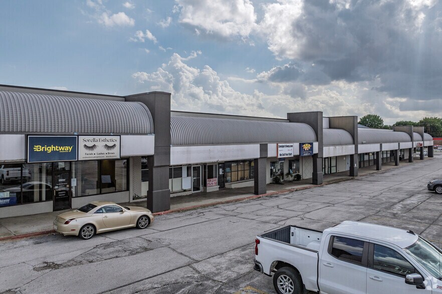 More Photos Of 1444-1540 S Glenstone Ave, Springfield General Retail For Lease