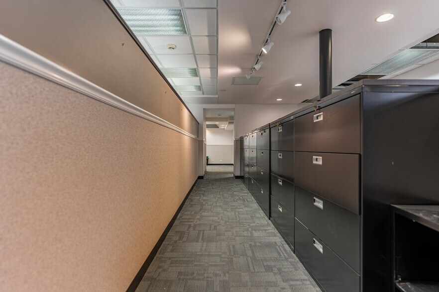 More Photos Of 5430 Saint Charles Rd, Berkeley Office For Sale