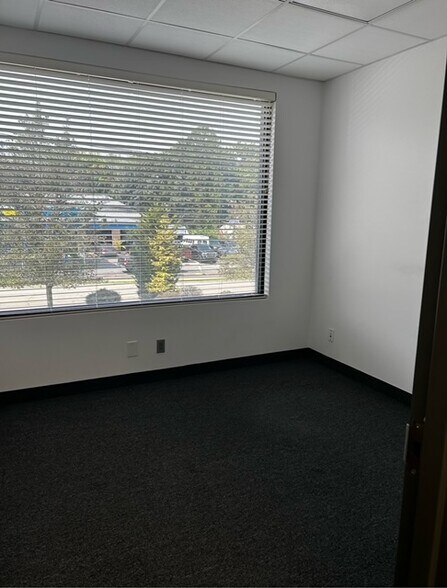 More Photos Of 365 Rifle Camp Rd, Woodland Park Coworking Space