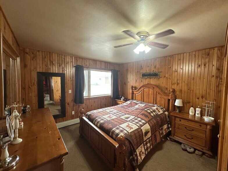 More Photos Of 171 Mission Rd, Wawa Hotel For Sale