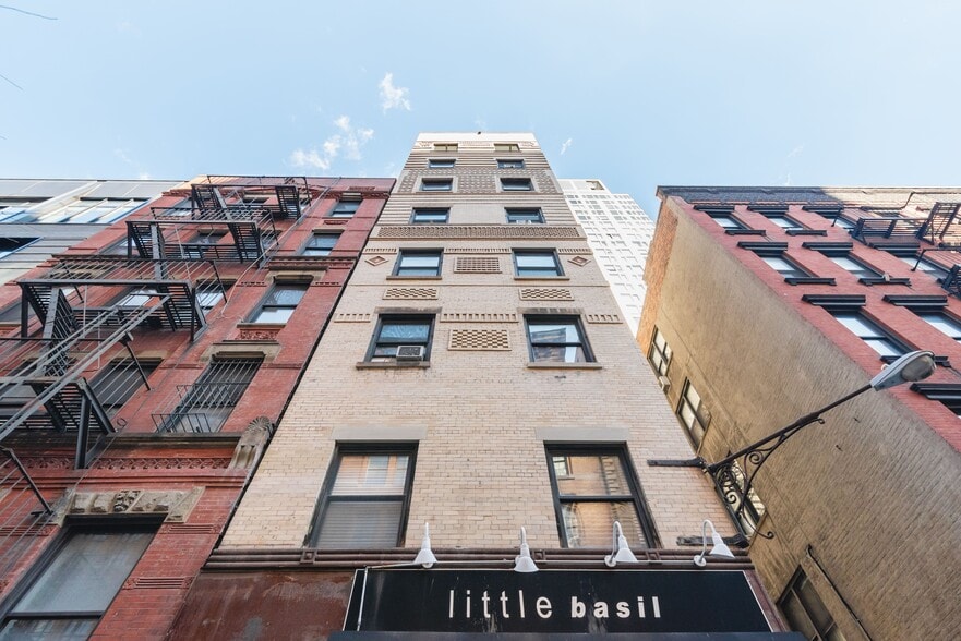 More Photos Of 153 E 26th St, New York Apartments For Sale